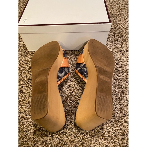 Coach Wedges - Picture 4 of 6